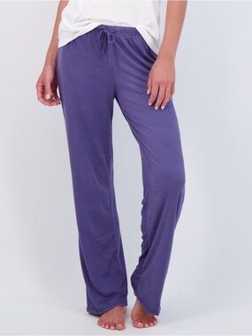 Real Essentials Women’s PJ Set - US M